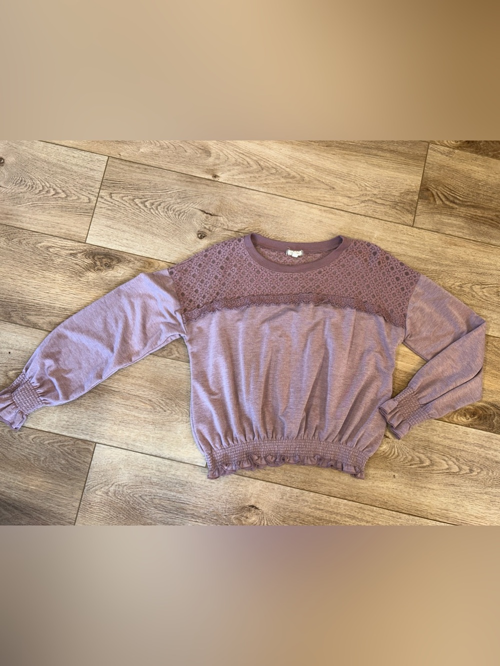 Womenโs long sleeve Lace Yoke Pullover Top - Dusty Mauve Ruffle sleeve